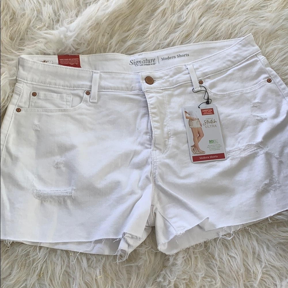 Levi shorts